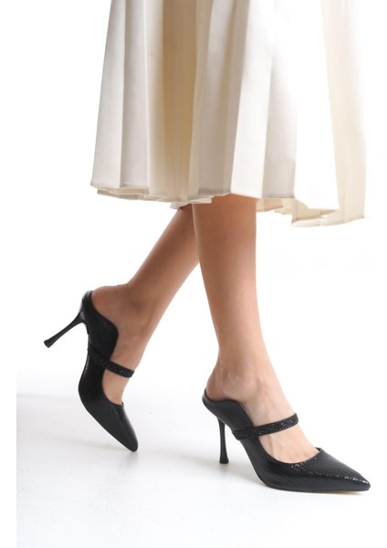 Kadın Mavera Siyah Rugan 9 cm Ince Topuklu Sivri Burunlu Arkası Acık Tasarım Stiletto fiyatları