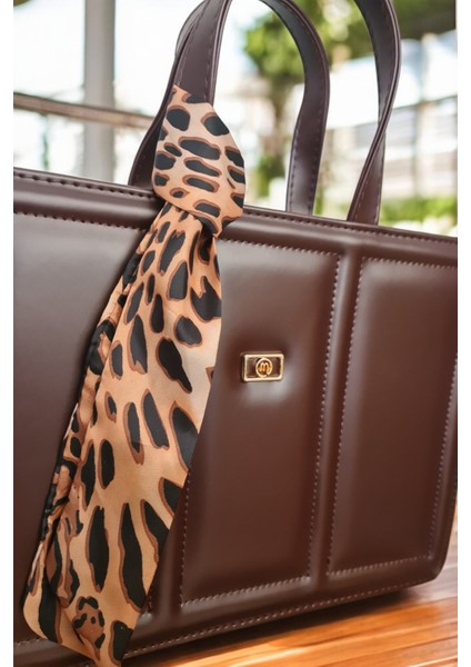 Kadın Kahverengi Fular Detaylı El-Omuz Çanta Şık ve Modern Tasarım