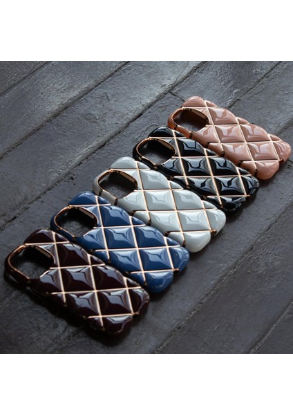 iPhone 13/14 Uyumlu Puff Diana Sliced İşlemeli Lüks Kılıf