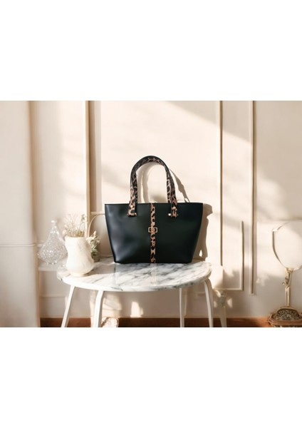 Kadın Leopar Şerit Detaylı Askılı El Omuz Çantası fırsatları