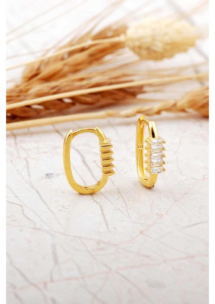 Baget Taşlı Oval Küçük Boy Altın Kaplama Gümüş Küpe 7261 fiyatları