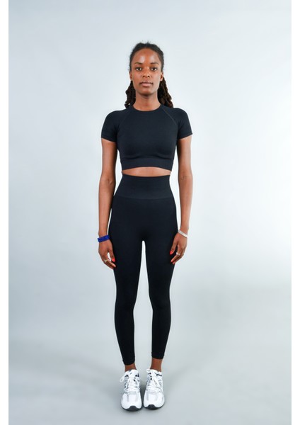 Istanbul Siyah Kısa Kol Tayt Takım fırsatları