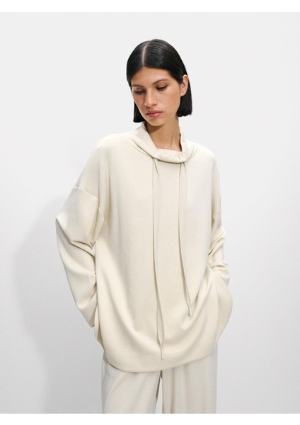 Yüksek Yaka Modal Kumaş Sweatshirt