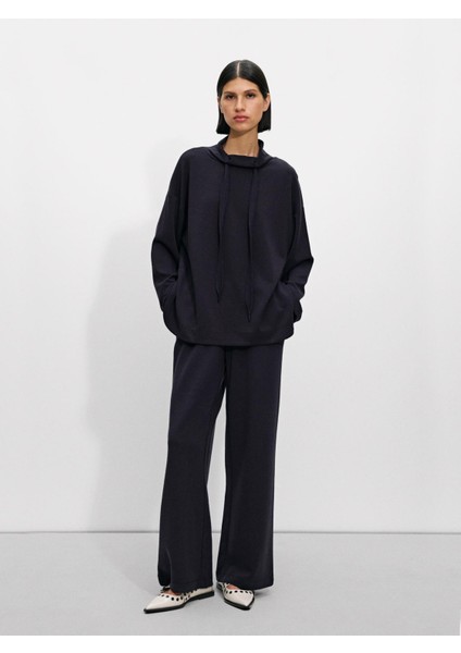 Yüksek Yaka Modal Kumaş Sweatshirt