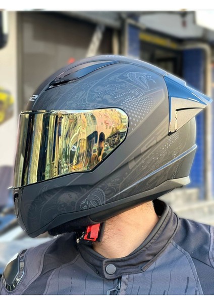 Rapıd Crypt 2 Mat Siyah Kask - Gold Vizör (Spoiler)