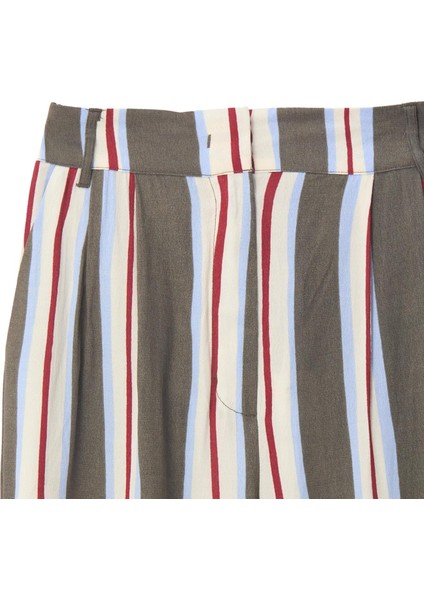Geniş Şerit Detaylı Pantolon
