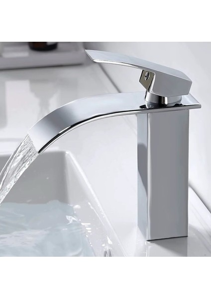 Lavabo Bataryası Şelale Kare Gövde Eğimli Havza Banyo Armatür Çift Giriş Musluk Lüks Ergonamik Krom / Siyah / Mat Altın / Inox