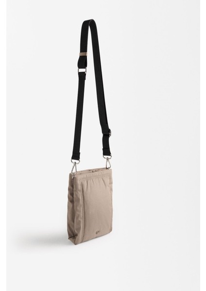 Teknik Kumaş Çapraz Askılı Çanta modelleri