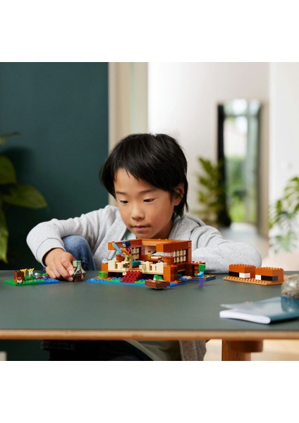 ® Minecraft® Kurbağa Evi 21256 - 8 Yaş ve Üzeri Için Yapım Seti (400 Parça) fırsatları