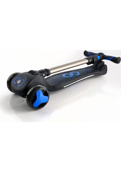 6 Yaş Mavi Işıklı Nova Scooter 3 Teker modelleri