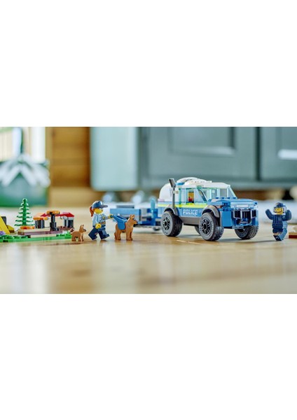 City Mobil Polis Köpeği Eğitimi 60369-5 Yaş ve Üzeri Çocuklar Için Oyuncak Yapım Seti (197 Parça) fiyatları