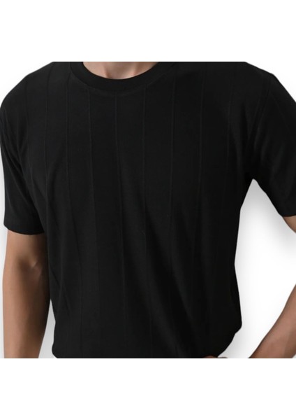Kendinden Çizgi Desenli Slim Fit T-Shirt