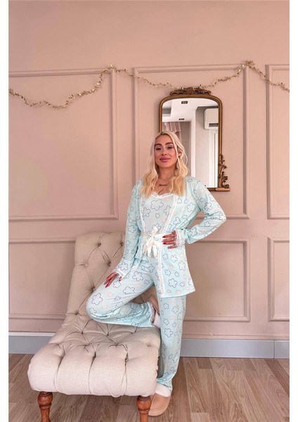Mavi Çizgi Çiçek Desenli Sabahlıklı Pegasus Pijama Takımı indirimleri