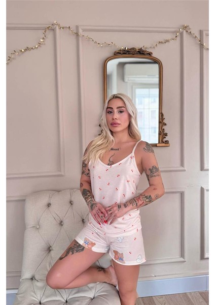 Açık Pudra Bear Desenli Ip Askılı Şortlu Kadın Pijama Takımı modelleri