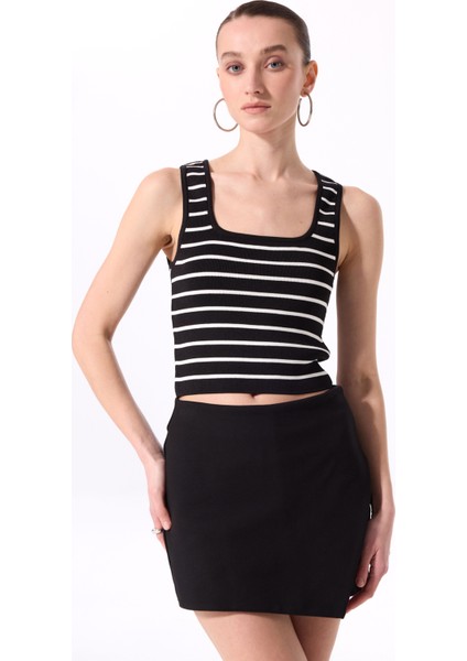 Siyah Kadın Çizgili Atlet F5SL-TST0107