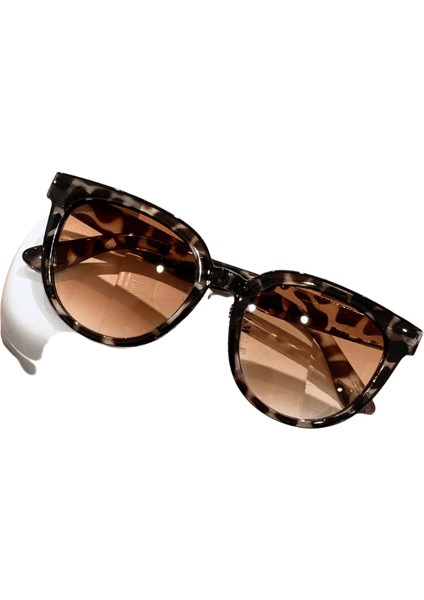 Yeni Moda Güneş Gözlüğü Zarif Büyük Çerçeve Güneş Gözlüğü Retro Stil Gözlük Erkekler ve Kadınlar Alike Güneş Gözlükleri UV400 Shadeslens Rengi: D / Çerçeve Rengi: Gösterildiği Gibi (Yurt Dışından)