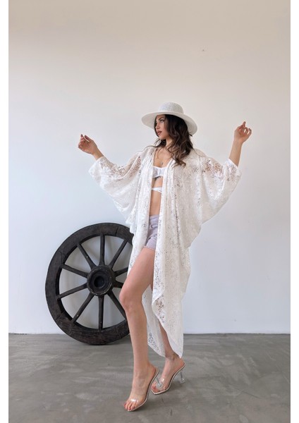 Çicek Desenli Uzun Güpür Kimono modelleri