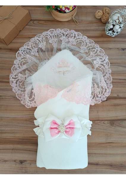 Pembe Bebek Battaniyesi Dantelli Pamuklu Kundak Mevlütlük Hediyelik Hastane Çıkısı Yenidoğan