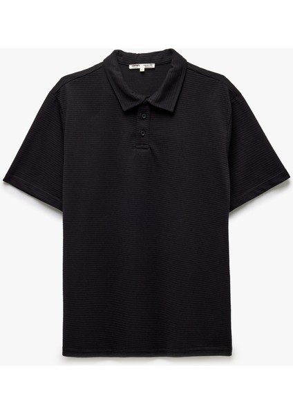 Kısa Kollu Dokulu Regular Fit Polo Yaka Tişört