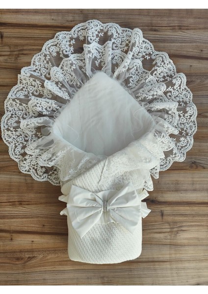 Triko Örgü Kız Erkek Çocuk Batttaniyesi Kundağı Şapkalı Dantelli Yenidoğan Hastane Çıkışı modelleri