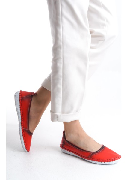 Kadın Deri Babet Dikiş Detaylı Hafif Taban Yuvarlak Burun Günlük Ayakkabı fiyatları