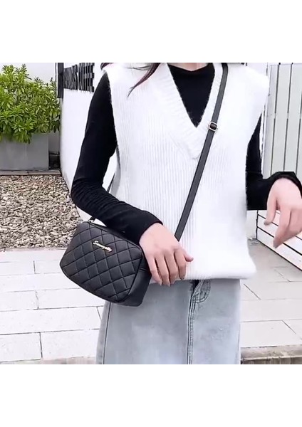 Kristal Işlemeli Dikimli Tasarımcı Omuz Çantası (Yurt Dışından) indirimleri