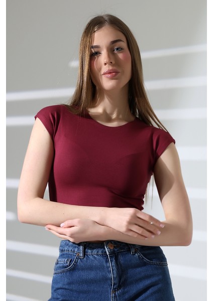 Düşük Kol Fitted Vücuda Oturan Bisiklet Yaka Kadın Basic Crop T-Shirt 21932 Bordo