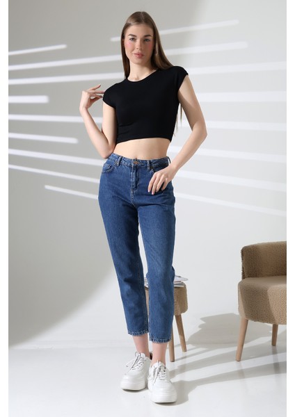 Düşük Kol Fitted Vücuda Oturan Bisiklet Yaka Kadın Basic Crop T-Shirt 21932 Siyah