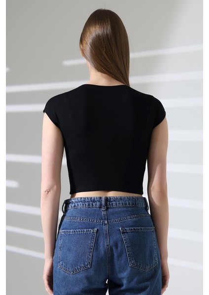 Düşük Kol Fitted Vücuda Oturan Bisiklet Yaka Kadın Basic Crop T-Shirt 21932 Siyah fırsatları
