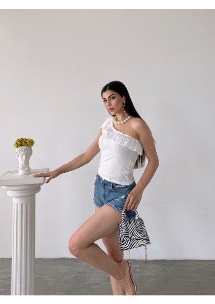 Tek Omuz Fırıfır Detaylı Bluz