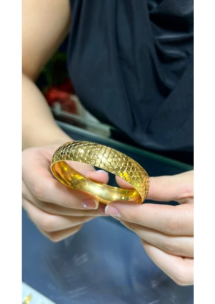 17 gr (Gram) Kumlu Bal Peteği Desenli Yatırımlık Işçiliksiz Bilezik 22 Ayar Altın fiyatları