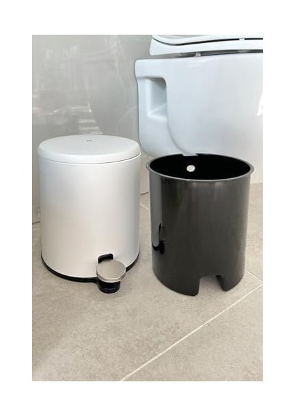 Cigo Pedallı Çöp Kovası 6lt Mat Beyaz Iç Kısım Siyah fiyatları