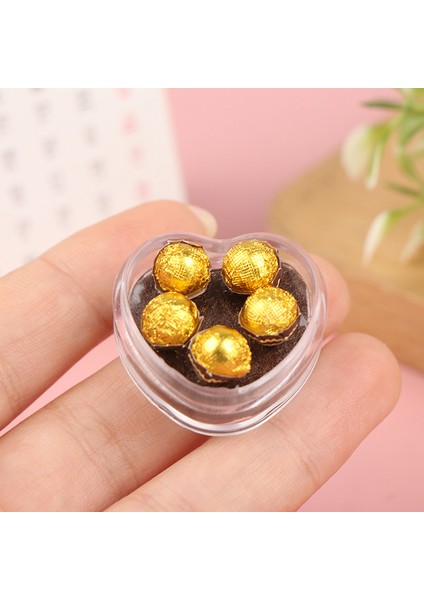 Oyuncaklar Kawaii Mini Çikolata Hediye Kutusu Modeli Dollhouse Minyatür Oyun Mutfak Gıda Oyuncak Ev Bebek Aksesuarları (Yurt Dışından) fırsatları