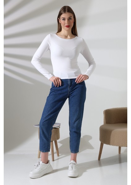 Uzun Kollu Kayık Yaka Vücudu Saran Basic Kadın Body T-Shirt 21897 Beyaz