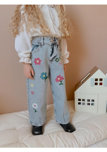 Kız Çocuk Papatya Nakışlı Mavi Bol Paça Jeans Pantolon