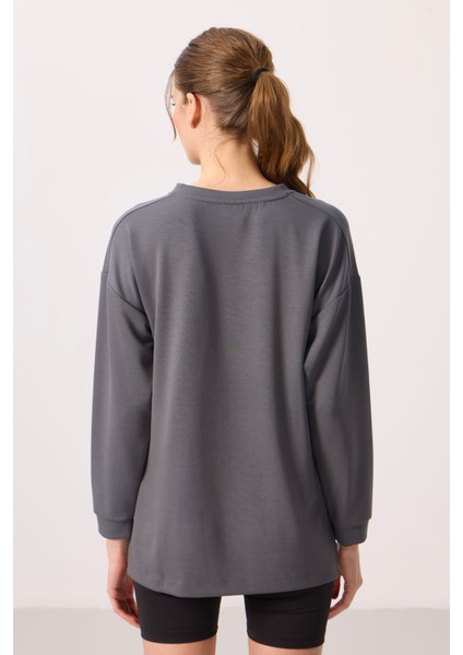 Koyu Gri Yumuşak Dokulu O Yaka Rahat Form Kadın Tunik Sweatshirt - 97305