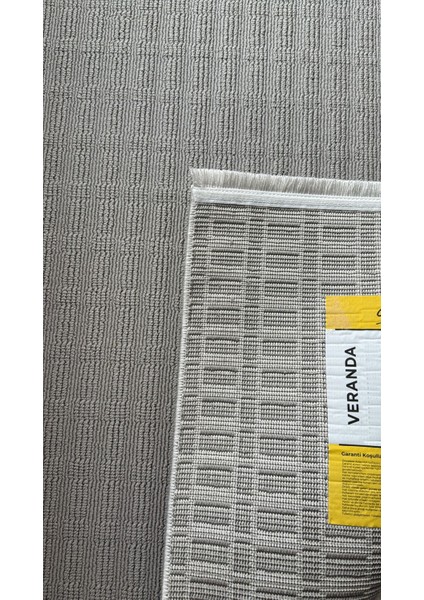 Veranda RU05C Koyu Gri Silinebilir Yumuşak Leke Tutmaz Antialerjik Bukle Halı modelleri