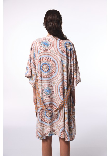 Della Çok Renkli Kimono