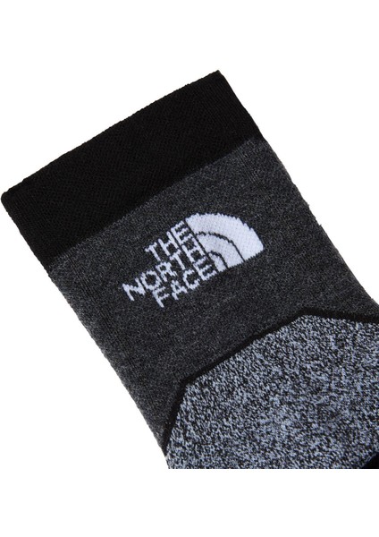 Hıkıng Quarter Çorap NF0A882JJK31 modelleri