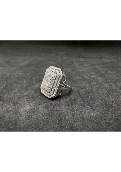 Üç Sıralı Ortası Dolu Kadın Gümüş Baget Yüzük fiyatları