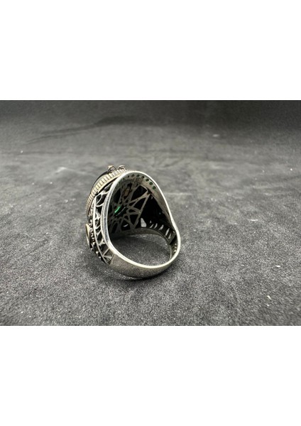 Kedi Gözlü Kenarları İşlemeli Zirkon Detaylı Gümüş Erkek Yüzük modelleri