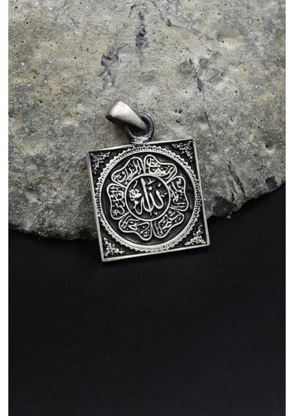 Kolye Ucu ''allah'' Yazılı 925 Ayar Gümüş 901601