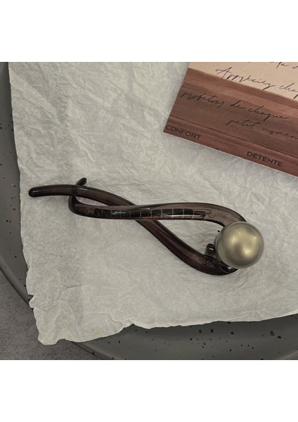 2024 Yeni Buzlu Dalga Klipsi, High-End Köpekbalığı Klipsi Saç Aksesuarları (Yurt Dışından)