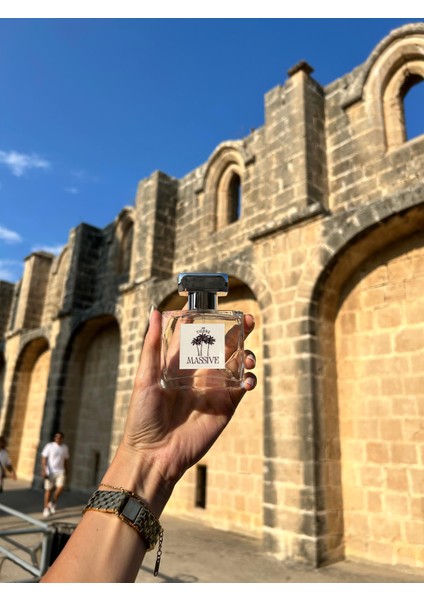 Caballero Reserve(Givenchy Gentleman Edp Réserve Privée) İris, Viski Temalı Odunsu Erkek Kokusu