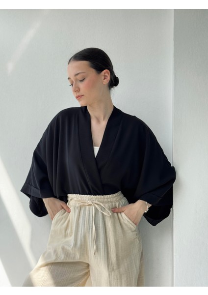 Tasarım Mini Kimono Kadın Siyah Renkli fiyatları
