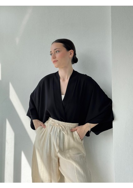 Tasarım Mini Kimono Kadın Siyah Renkli indirimleri