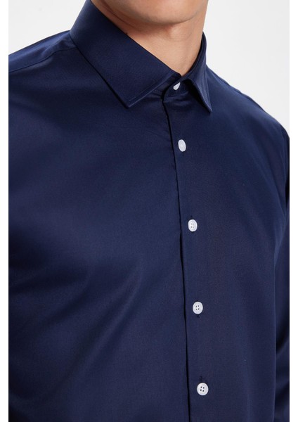 Erkek Regular Fit Klasik Kesim Lacivert Non-Iron Pamuklu Doğa Dostu Belgeli Ütü Gerektirmez Gömlek fırsatları