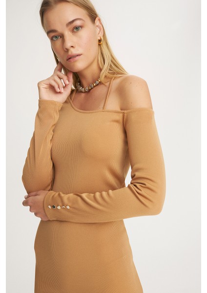 Kady Slim Fit Asimetrik Kol Taba Elbise fiyatları