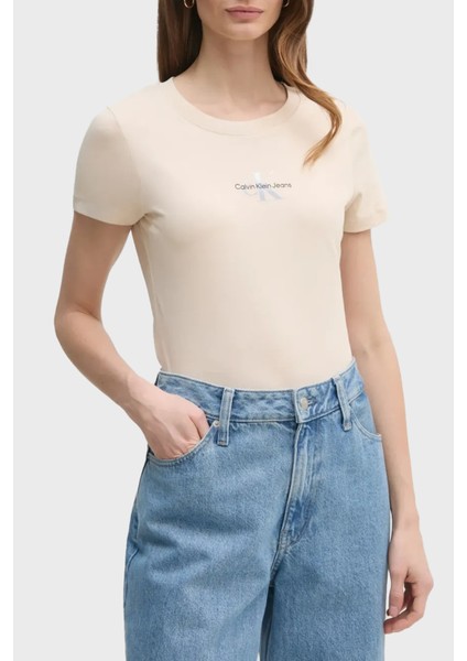 Pamuklu Slim Fit Bisiklet Yaka Logolu T Shirt J20J225252AEA Bayan T Shirt J20J225252 Aea