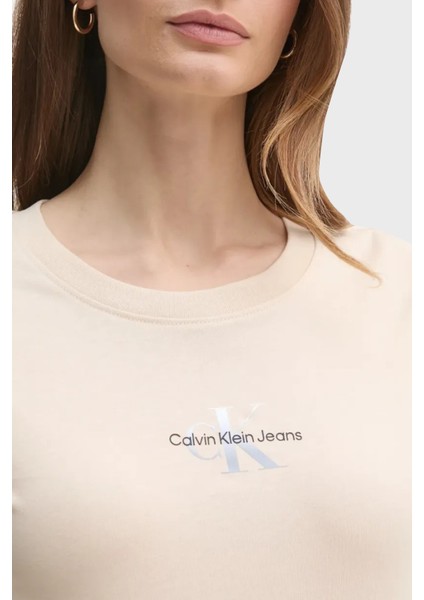 Pamuklu Slim Fit Bisiklet Yaka Logolu T Shirt J20J225252AEA Bayan T Shirt J20J225252 Aea fırsatları